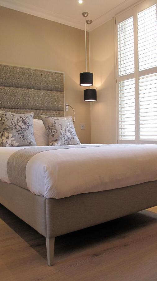 Boutique Barclay House London Townhouse - West London, Kensington, Chelsea, Fulham Bed & Breakfast Exterior photo